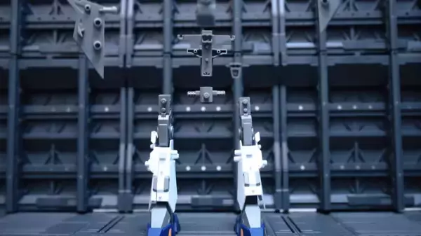 「使用写真6千枚！ファン制作の「クスィーガンダム」コマ撮りアニメが熱い」の画像
