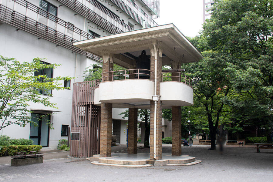 火災の際は囚人の「一時帰休」も！？　江戸の伝馬町牢屋敷跡をたずねる