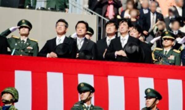 奥が深い自衛隊の敬礼 敬礼から答礼まで 16年3月28日 エキサイトニュース