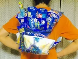 韓国 女子高生の間で100 お菓子で作った お菓子リュック が大流行 義理プレゼントにも最適 14年6月27日 エキサイトニュース