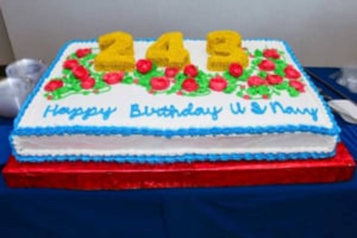 個性豊か アメリカ海軍243回目の誕生日ケーキとその伝統 18年10月18日 エキサイトニュース