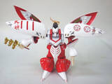 「モビルスーツが巫女と宮司に！神社に奉納された美麗なガンプラ」の画像1