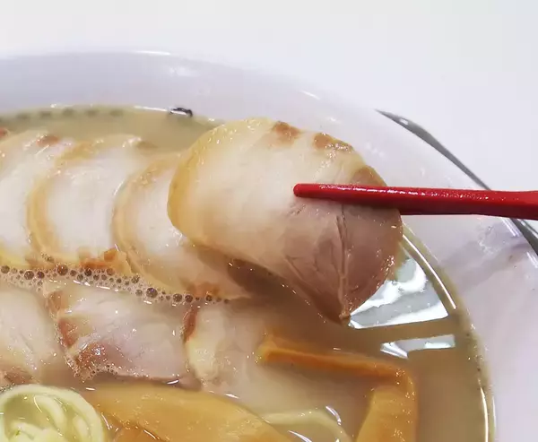 「スガキヤの期間限定メニュー「超肉入ラーメン」食べてきた」の画像