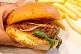 「7年ぶりに復活したガストの「ガストバーガー」と「わさビーフポテトフライ」を食べてきた」の画像4