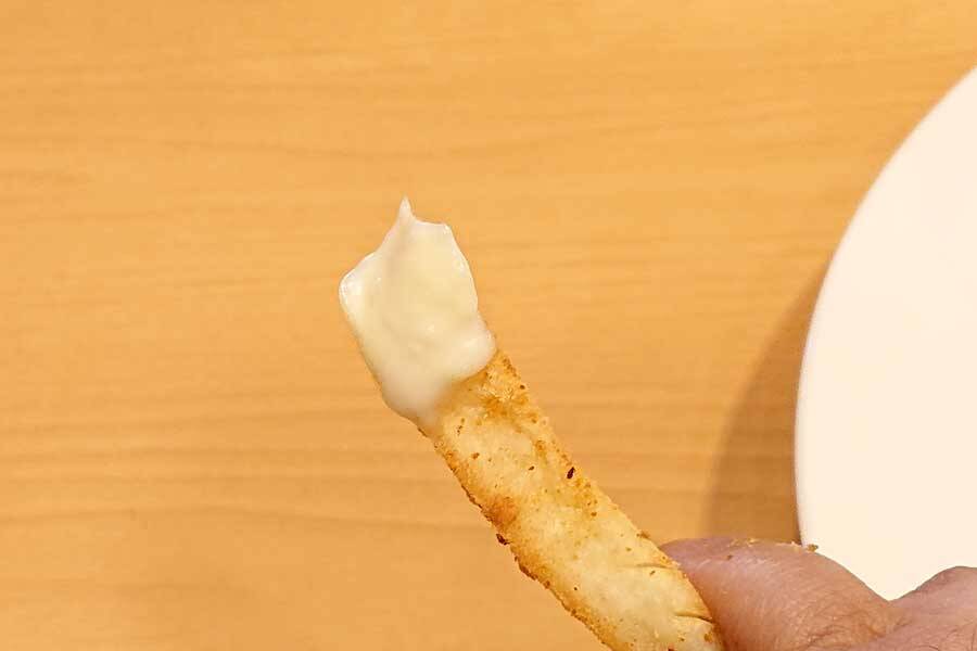 7年ぶりに復活したガストの「ガストバーガー」と「わさビーフポテトフライ」を食べてきた