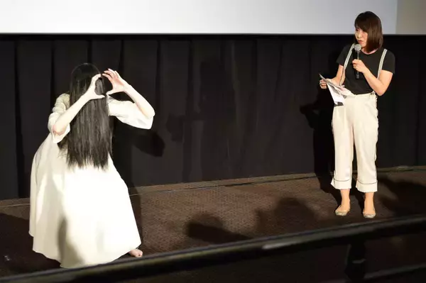 「何も話せない貞子が1人で頑張った試写会イベントに行ってきた」の画像