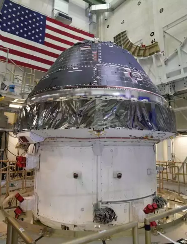 「アポロ11号50周年の日にNASAの新宇宙船オリオン1号機初公開」の画像