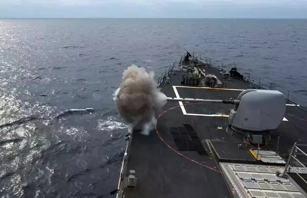 「BAEシステムズ　米海軍5インチ砲Mk45のMod4改修分を出荷」の画像