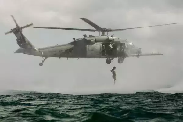 「アメリカ空軍の新型救難ヘリコプターHH-60W低能率生産開始決定」の画像