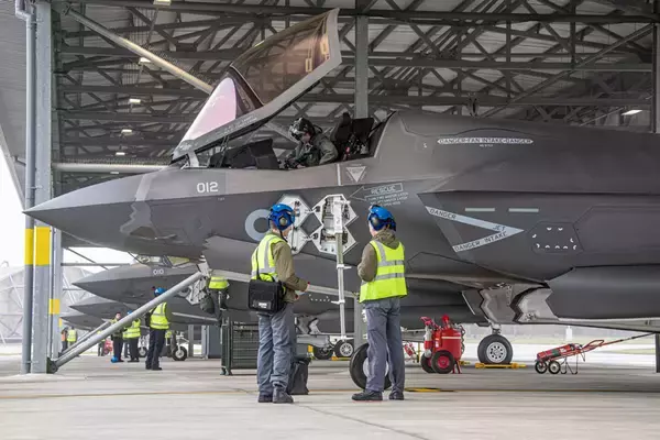 「イギリス空軍F-35 アメリカでのレッドフラッグ演習に出発」の画像