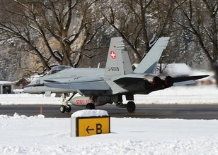 ダボス会議の空を守ったスイス・オーストリア・ドイツ空軍