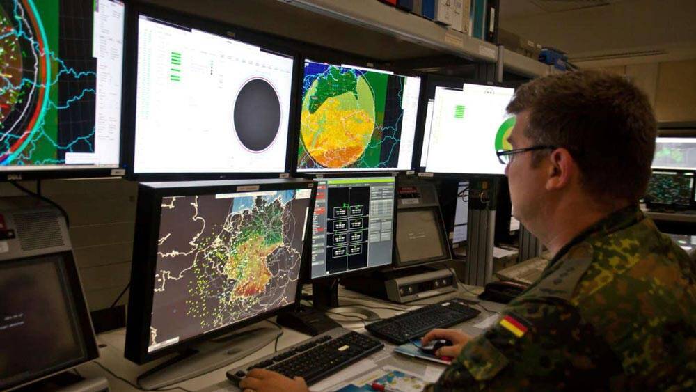 ダボス会議の空を守ったスイス・オーストリア・ドイツ空軍