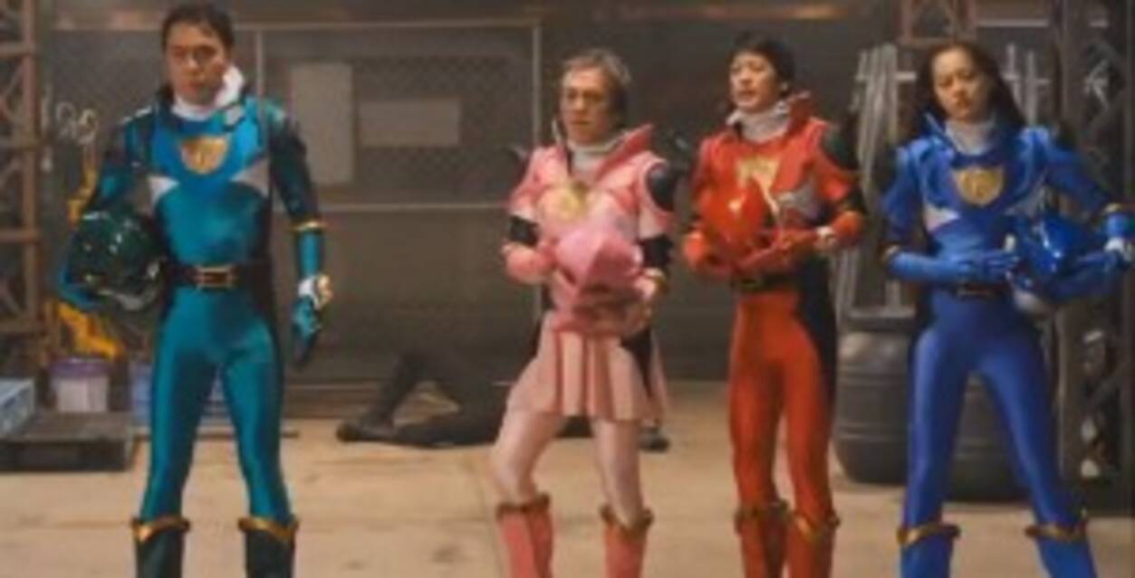 史上初のスーツアクター映画 イン ザ ヒーロー 予告映像公開 14年7月29日 エキサイトニュース