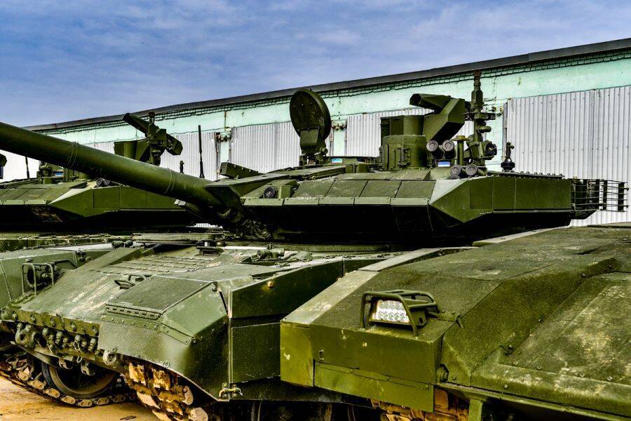 ロシア最新戦車T-90M　西部軍管区に初配備