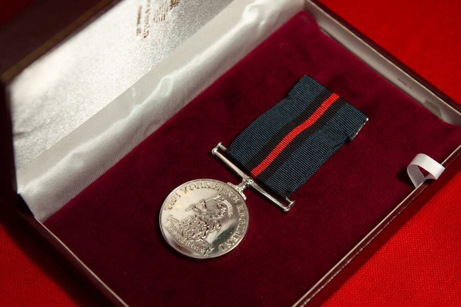 医療従事者支援で40億円集めたイギリスのキャプテン・トム　100歳誕生日に空軍が祝賀飛行