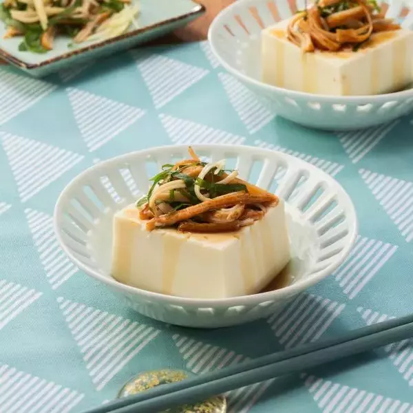 「「うな次郎」がスティックに　一正蒲鉾「蒲焼風味のスティックかまぼこ」発売」の画像