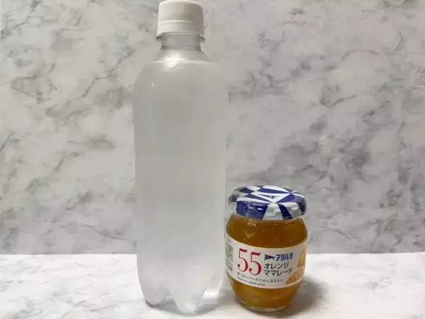 「アヲハタ公式「ママレード＋炭酸水」で作る即席レモンスカッシュ　話題のレシピを試してみた」の画像