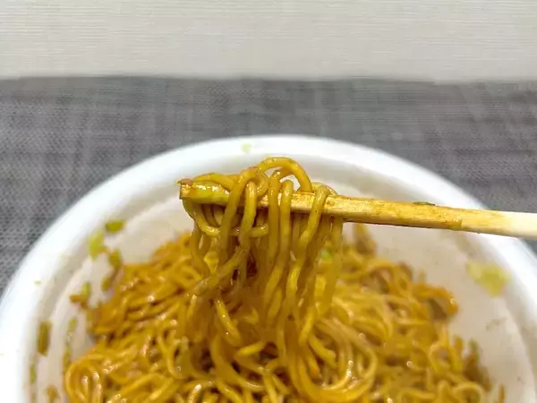 「「これナポリタンじゃん」　デルモンテ公式おすすめのU.F.O.ちょい足しを試してみた」の画像