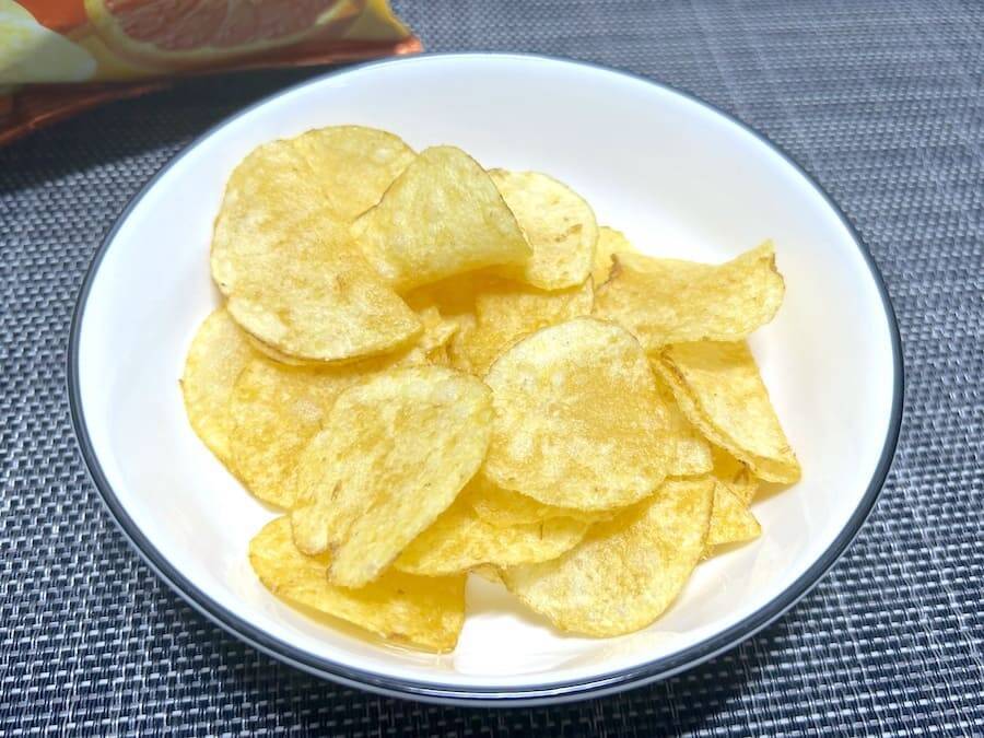 和歌山県のご当地「みかんポテチ」に衝撃　人生初の体験でパニック「なにこれ？？？」