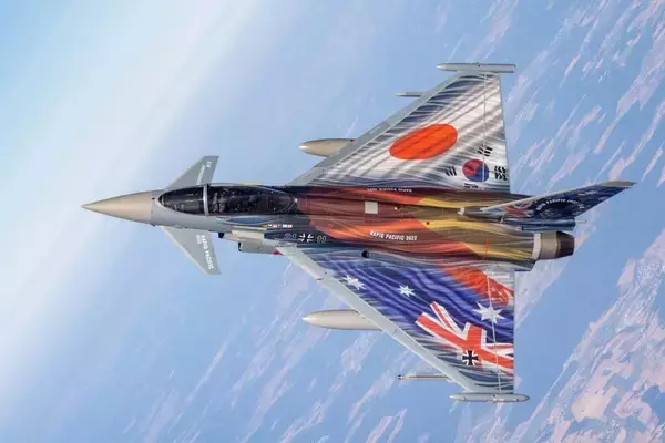 「空自F-2が初参加　オーストラリアで17か国参加の共同訓練「ピッチ・ブラック」」の画像