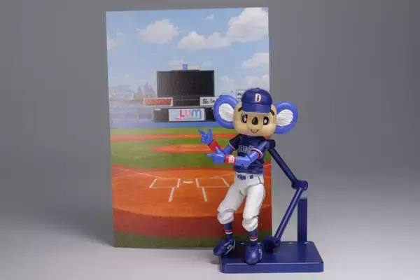 「中日ドラゴンズ「ドアラ」のプラモデルにビジターVer.が新たに登場　組み立てるだけで様々なポーズが再現可能」の画像