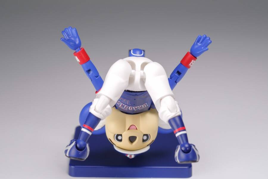 中日ドラゴンズ「ドアラ」のプラモデルにビジターVer.が新たに登場　組み立てるだけで様々なポーズが再現可能