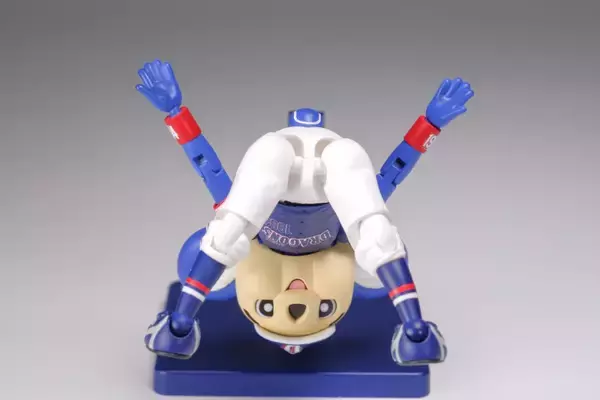 「中日ドラゴンズ「ドアラ」のプラモデルにビジターVer.が新たに登場　組み立てるだけで様々なポーズが再現可能」の画像