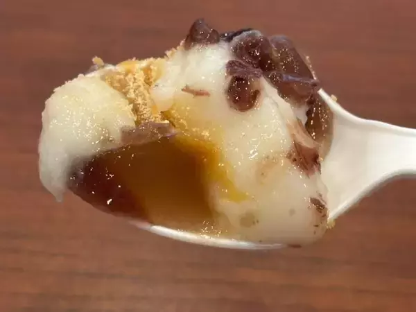 「うどんがまさかの冷スイーツに！？丸亀製麺の新作「丸亀うどんプリン」を全種レビュー」の画像