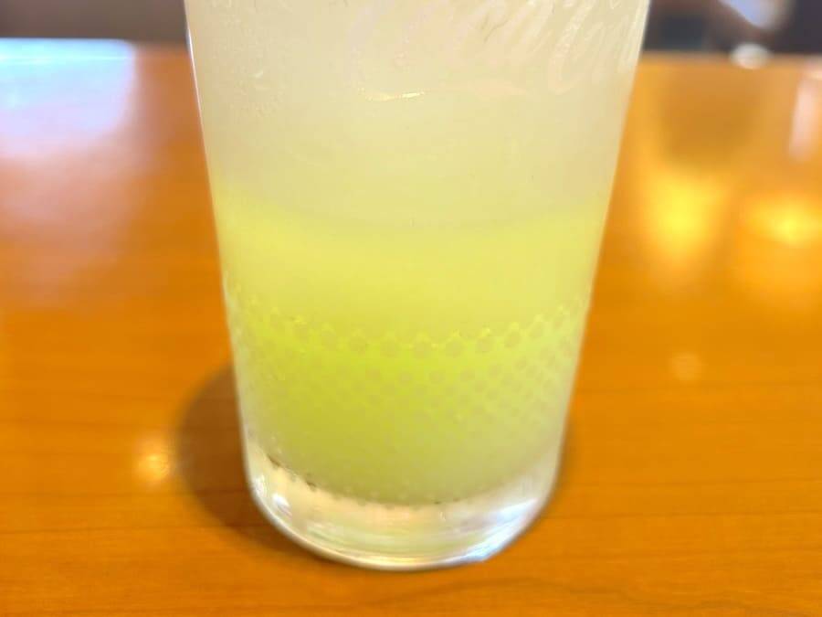 ガチ勢直伝から公式レシピまで　ファミレスのドリンクバーアレンジを試してみた