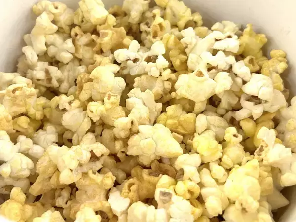 「味ぽん味のポップコーン？TOHOシネマズの新フレーバーが想像以上にクセになる」の画像