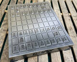 「【プロの戯れ】レーザ加工職人が本気出して作った「金属将棋盤・駒～Chrom Raja～」登場」の画像4