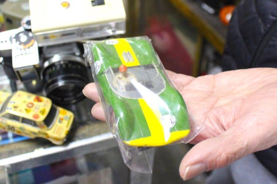 文具店の中は時空の狭間！東京・蒲田、人情味あふれる店主が案内するディープな昭和