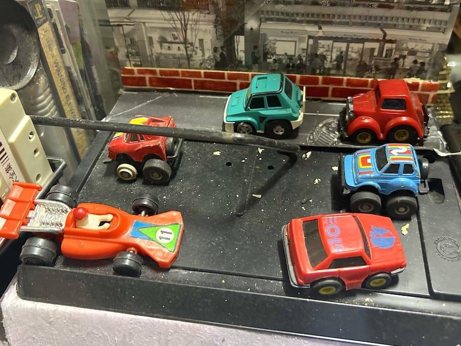 文具店の中は時空の狭間！東京・蒲田、人情味あふれる店主が案内するディープな昭和