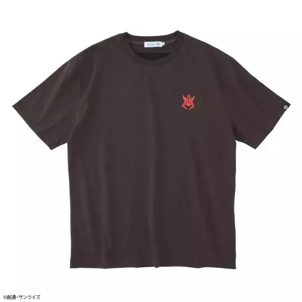 「背中で魅せるガンダムTシャツ　名機3体を精緻なフル刺繍で表現」の画像