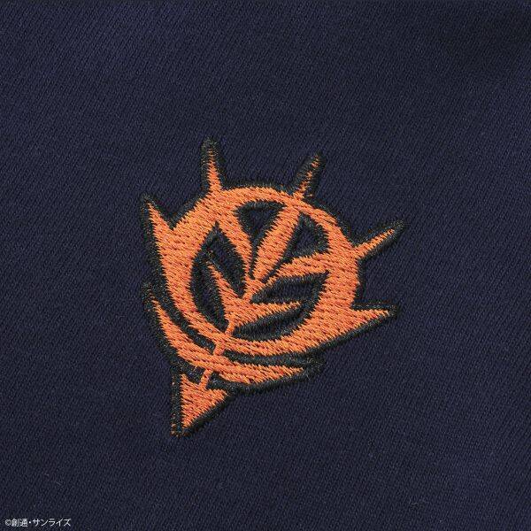 背中で魅せるガンダムTシャツ　名機3体を精緻なフル刺繍で表現