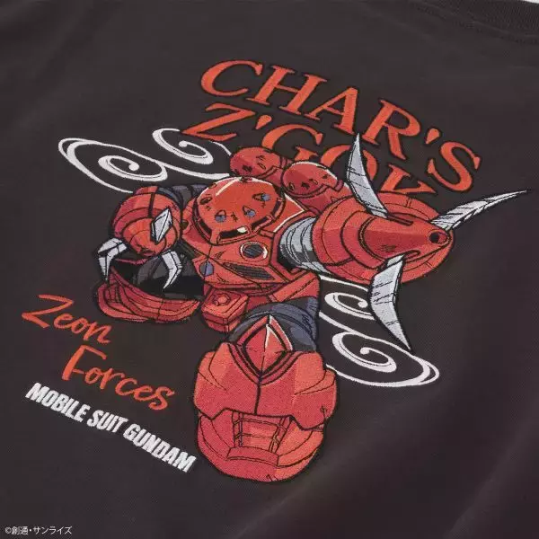 「背中で魅せるガンダムTシャツ　名機3体を精緻なフル刺繍で表現」の画像