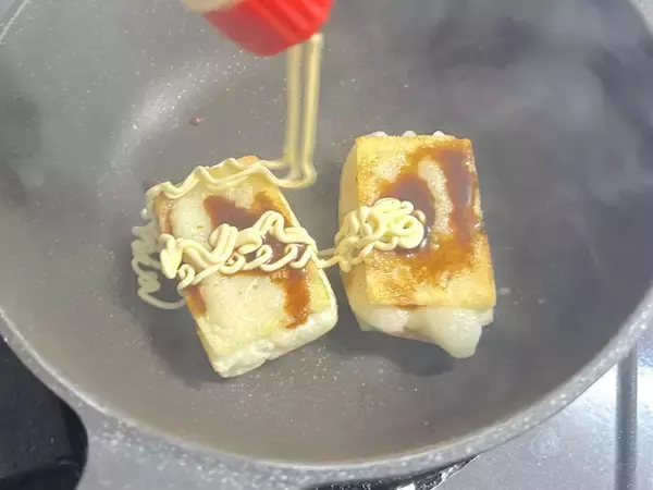 「餅に醤油マヨ？キユーピー公式が教えるアレンジレシピが病みつきのおいしさだった」の画像