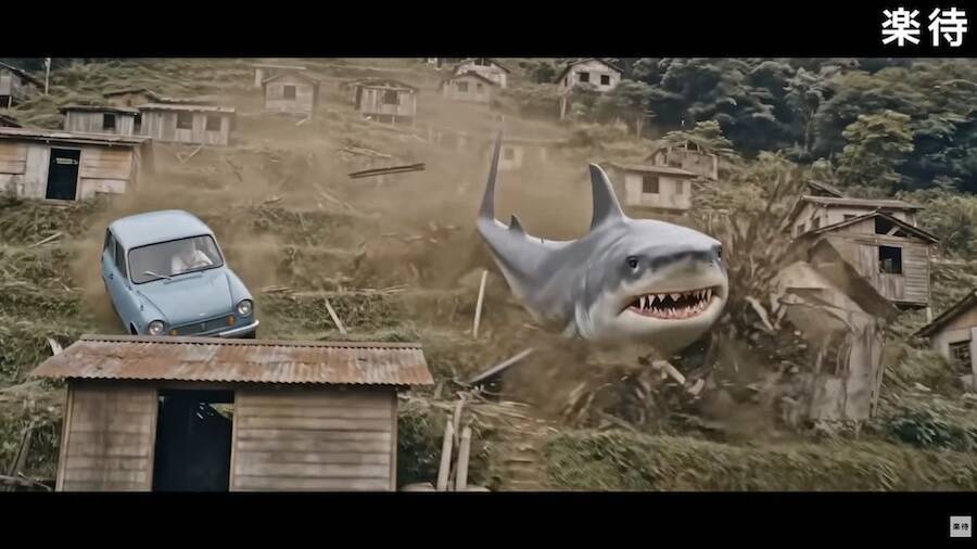 不動産サイトが放つ20分の怪作「空き家シャーク」が闇鍋状態→実はB級映画の皮をかぶった社会問題への警鐘だった