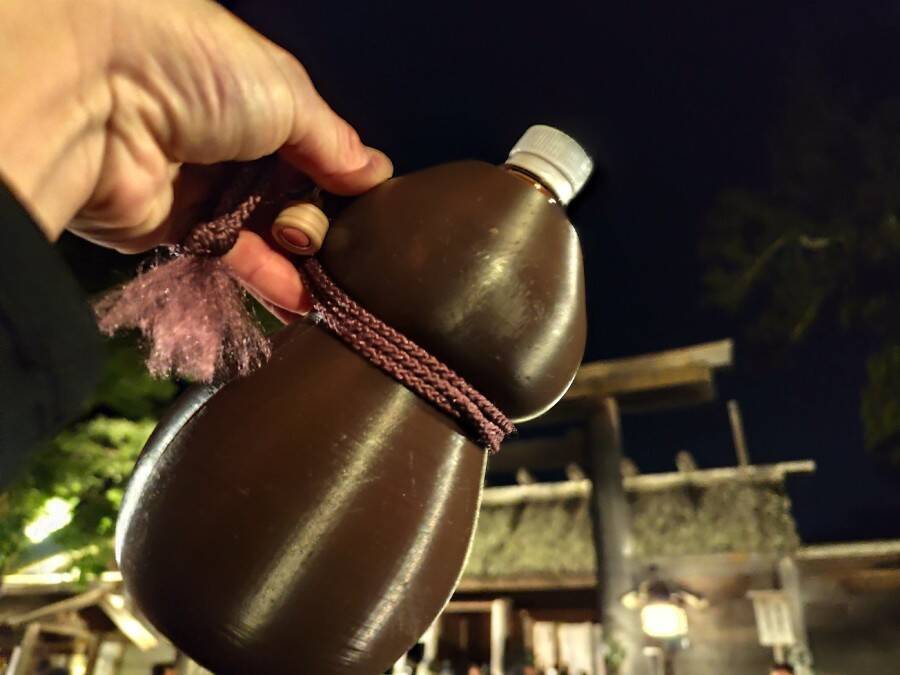 「無いなら作る」の精神　現代武者の悩みを解決する「瓢箪型ペットボトルホルダー」が商品化されるまで