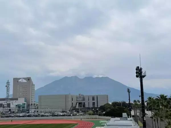 「今年で発足30周年のJリーグ　出不精の筆者がスタジアムでの生観戦にハマった訳」の画像