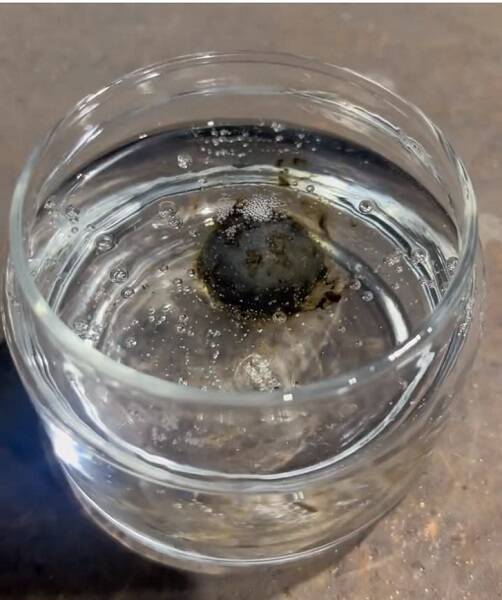 「○○に1000度の鉄球入れてみた」　大阪の町工場がユニークな実験動画を投稿