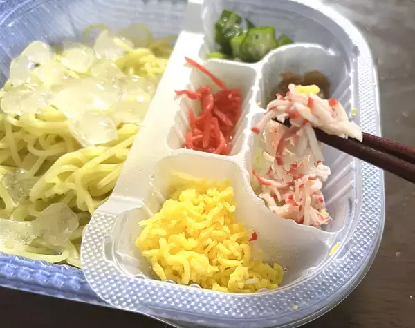 「色々はじまっていた！ニチレイの謎技術「レンジでチン冷やし中華」食べてみた」の画像