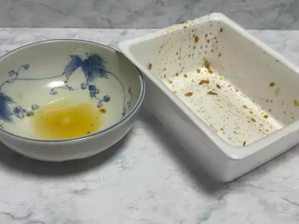 「鳥羽周作シェフおすすめの「ペヤング」アレンジを実践　溶き卵につけるだけで劇的変化が！？」の画像