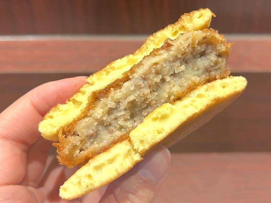 どら焼きにコロッケを挟む時代　話題の「どらコロ」を食べてみた