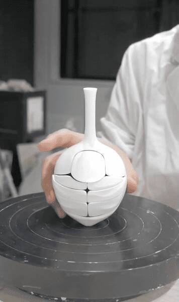 一輪挿しがカブトムシに変形する陶芸作品　可動構造に込められた1年の試行錯誤