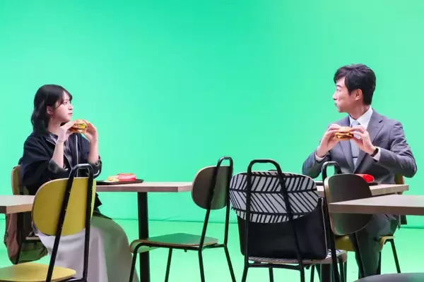 「堺雅人、風呂嫌いの佐々木舞香に“モンゴル”提案　サムライマック新CMインタビューで珍回答」の画像