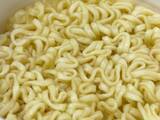 「辛さレベル「1」を信じていいのか？「スワイシーブルダック炒め麺」を食べてみた」の画像7