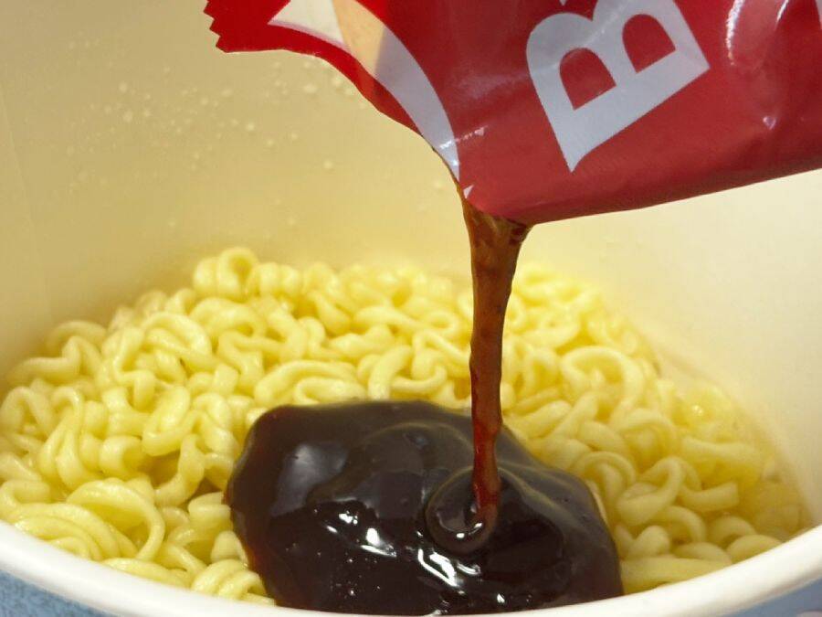 辛さレベル「1」を信じていいのか？「スワイシーブルダック炒め麺」を食べてみた