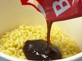 「辛さレベル「1」を信じていいのか？「スワイシーブルダック炒め麺」を食べてみた」の画像8