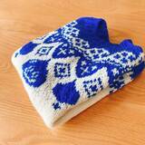 「セーターにスライムがあらわれた！すべて手編みのファンアート作品」の画像2